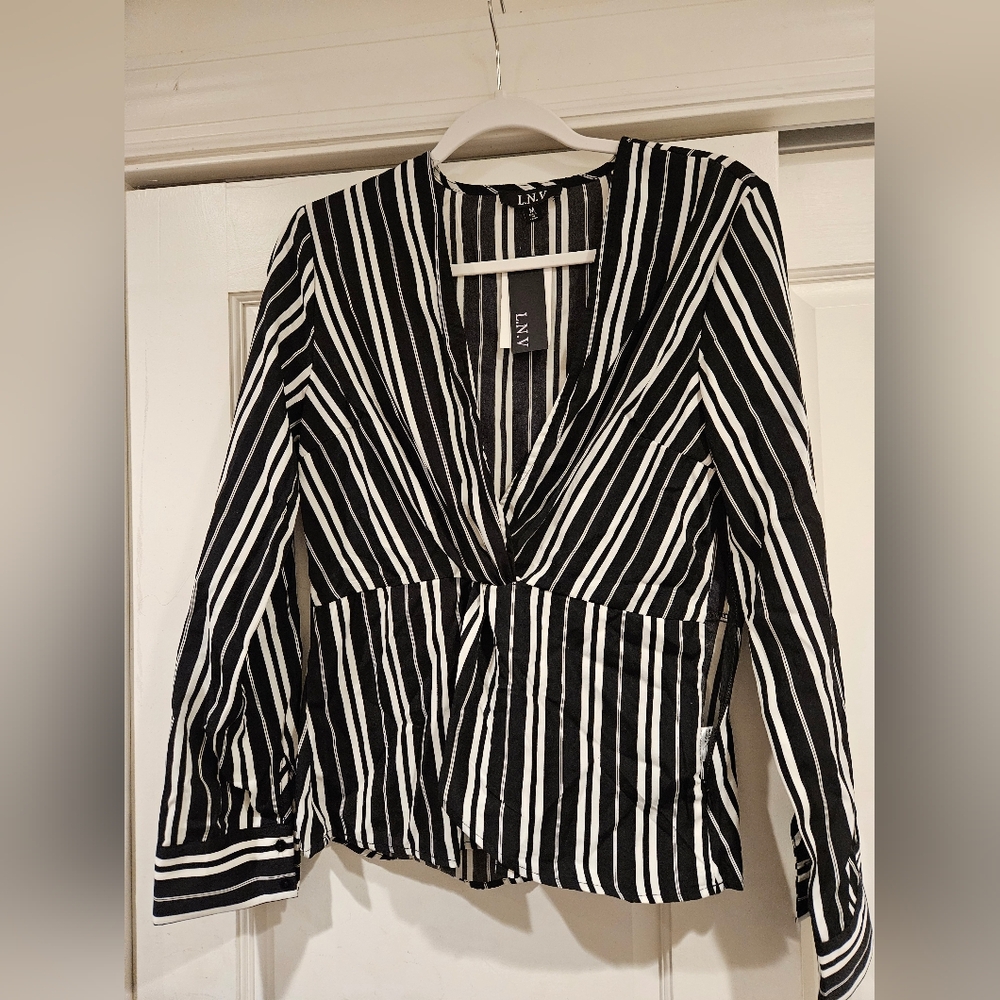 Women's Sz M Black-and-White Wrap-style Blouse